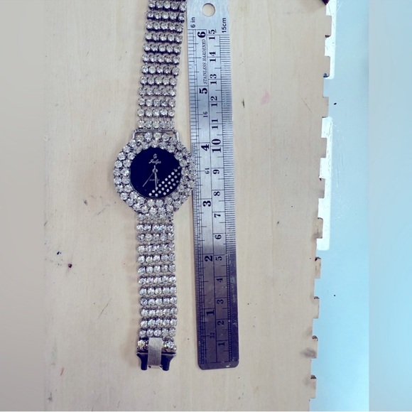 Jalga Vintage Crystal Bracelet Watch Prong Set Rhinestones New Battery - Picture 4 of 7